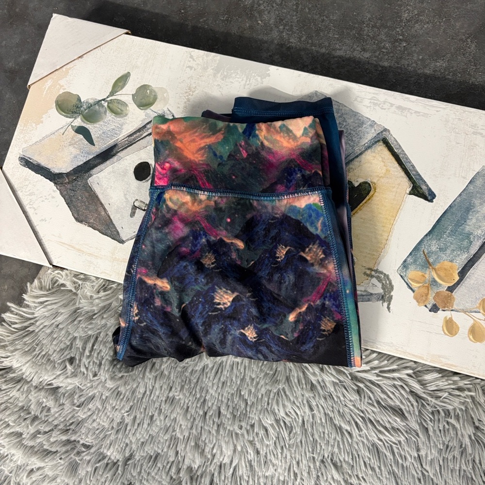 Mossimo Supply Co. Multicolor Nebula Galaxy Mountains Leggings Pants Women’s S